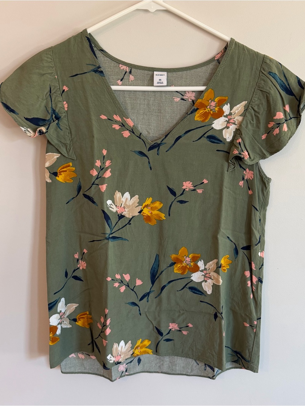 Old Navy Floral V-Neck Blouse with Flutter Sleeves